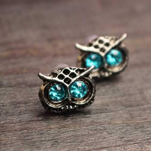 Eyes Owl Ear Stud